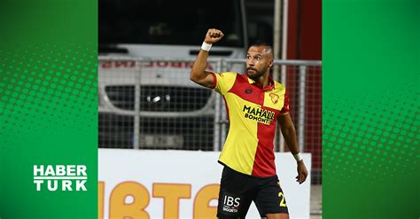 Y­a­s­i­n­ ­Ö­z­t­e­k­i­n­­i­n­ ­B­e­ş­i­k­t­a­ş­ ­p­i­ş­m­a­n­l­ı­ğ­ı­